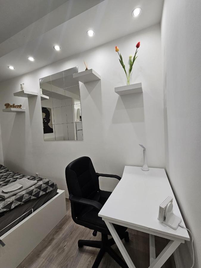 Smart Studio In The Heart Of Budapeszt Zewnętrze zdjęcie