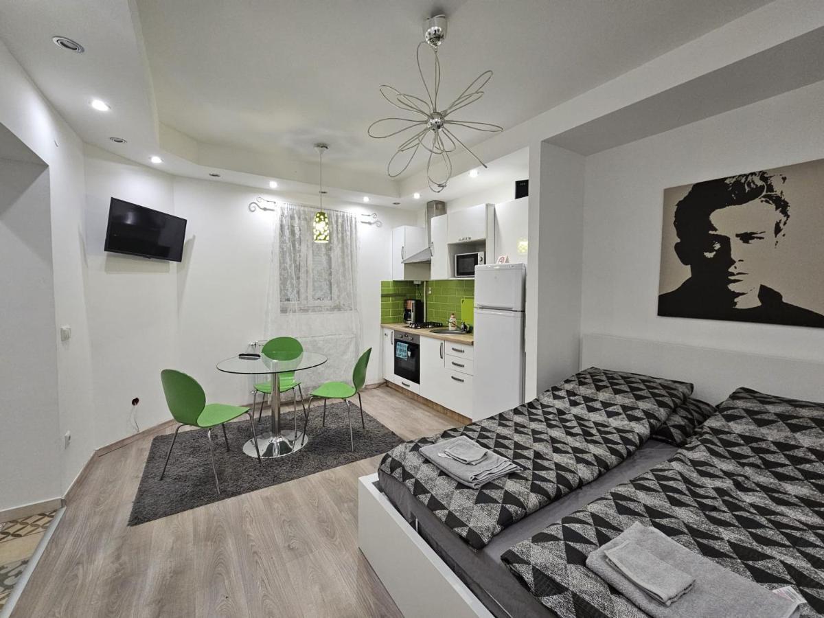 Smart Studio In The Heart Of Budapeszt Zewnętrze zdjęcie